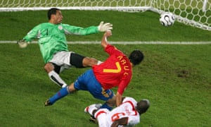 Raúl scores for Spain against Tunisia during the 2006 World Cup