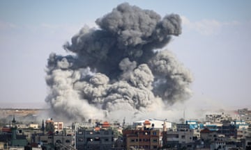 Smoke billows after an Israeli bombardment in Rafah