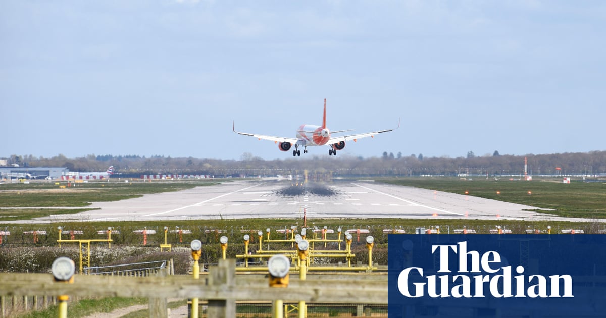 UK gave airlines 4.4m free pollution permits in 2021, lo studio trova