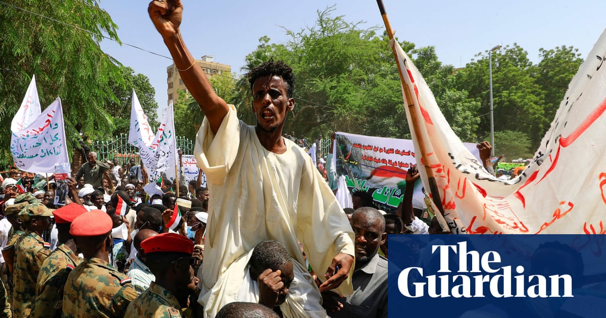 Thousands rally in Sudan’s capital to demand military rule
