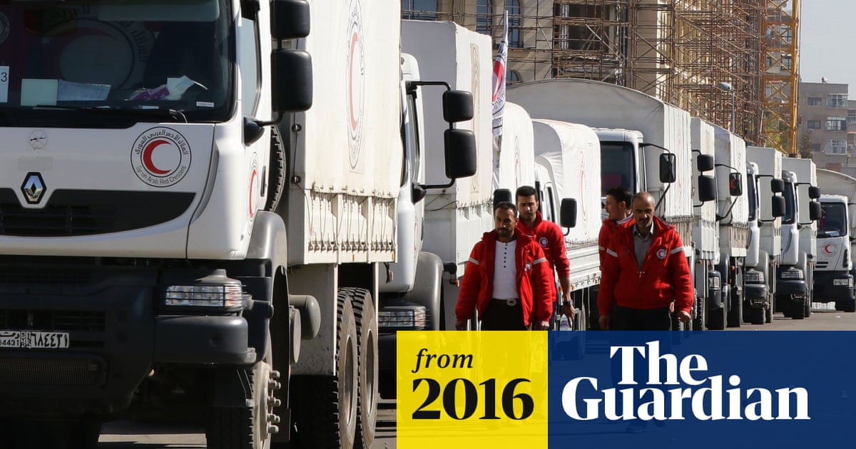 Humanitarian aid convoys enter besieged areas in Syria