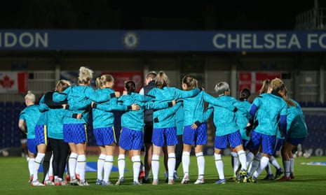 Chelsea huddle during the warm up.