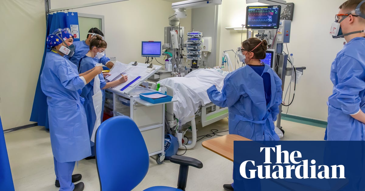 Strain on NHS as tens of thousands of staff suffer long Covid