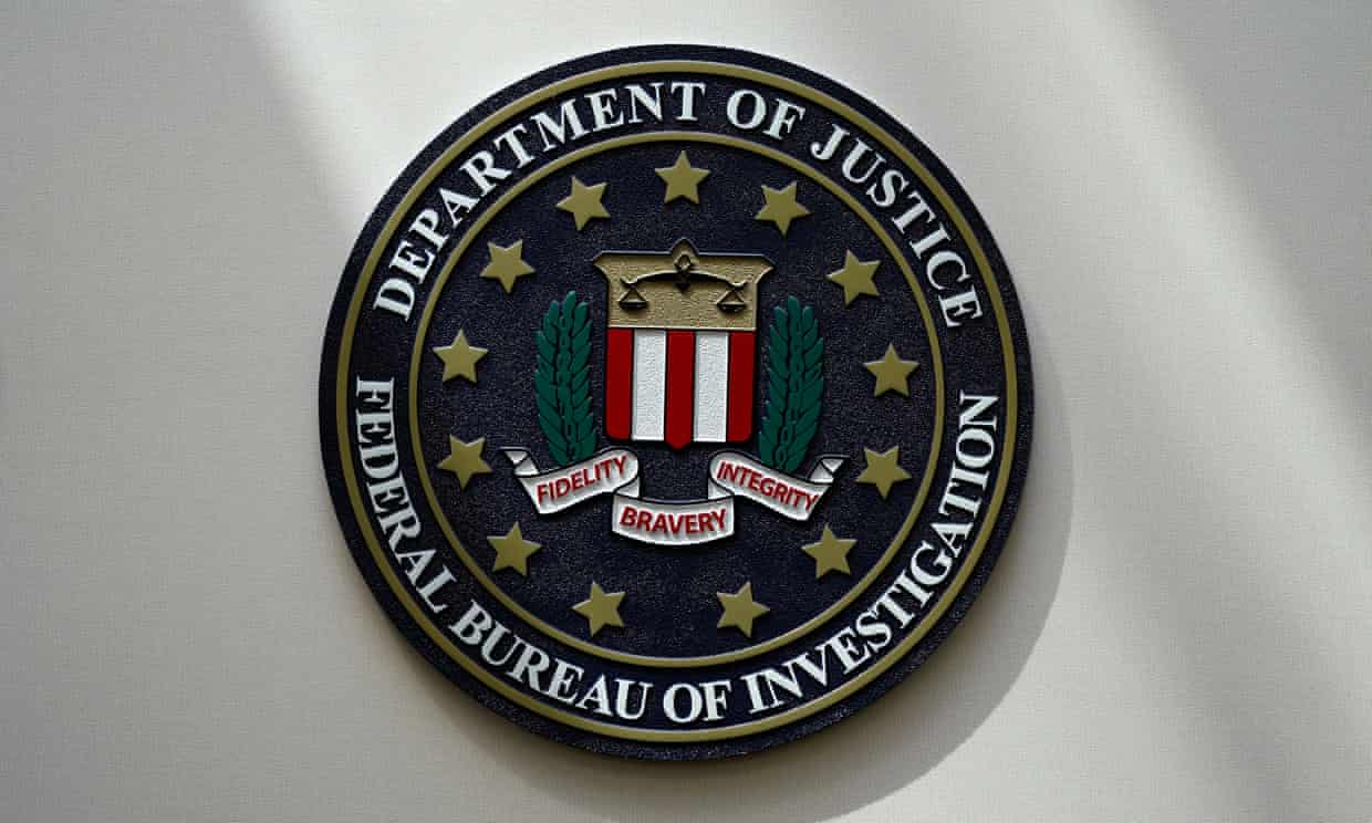 FBI arrests guardsman who applied for job on RentAHitman.com (theguardian.com)