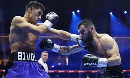 Fabio Wardley stuns Frazer Clarke with first-round KO to retain British title | Boxing | The Guardian