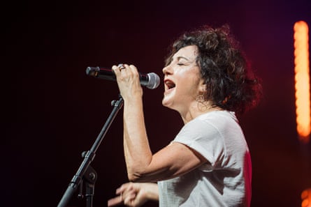 Lorraine McIntosh of Deacon Blue.