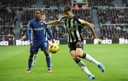 Lewis Miley in action during the Premier League match between Newcastle United and Chelsea