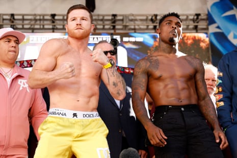 Nobody can beat this Canelo' - Undisputed super-middleweight champion Alvarez smothers Jermell Charlo - Eurosport