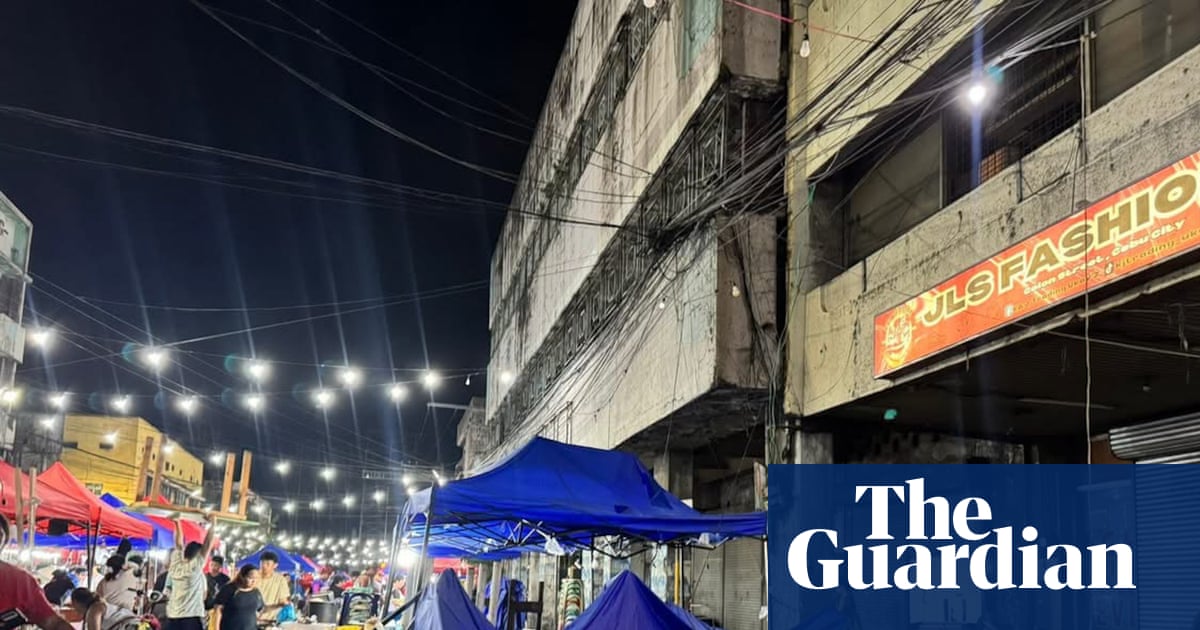 Central Philippines hit by powerful 6.9-magnitude earthquake