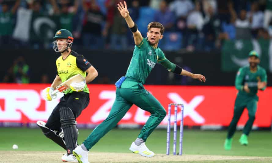 Shaheen Shah Afridi appeals for LBW against Mitchell Marsh