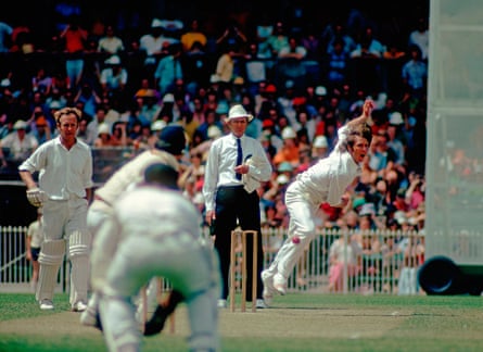 Jeff Thomson bowls to Alan Knott in the third Test.