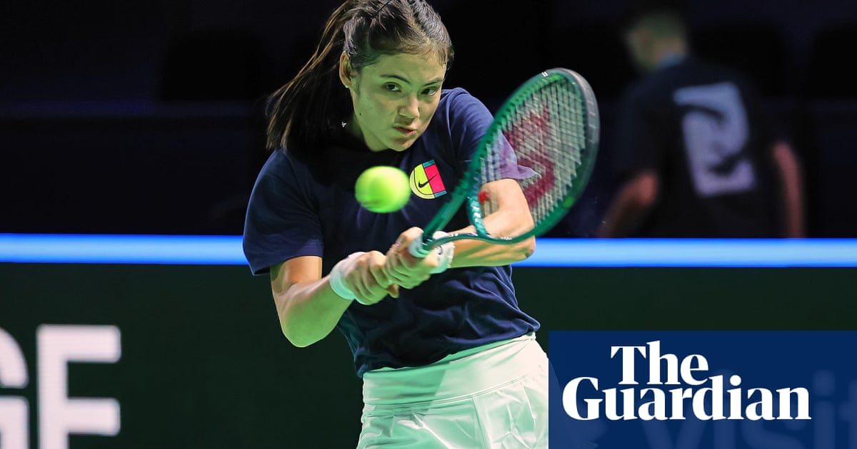 Raducanu Leads GB to Billie Jean King Cup Semis