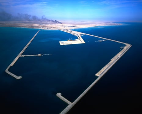 Enerji altyapısının havadan görünümü