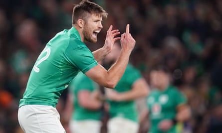 Bundee Aki and Ross Byrne give Ireland a hard-fought win over Australia | Fall Nations Series 1 Ross Byrne celebrates after hitting a late penalty to win the match.