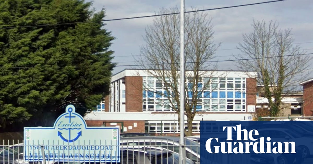 Teenager in Wales given detention sentence for stabbing teacher in head
