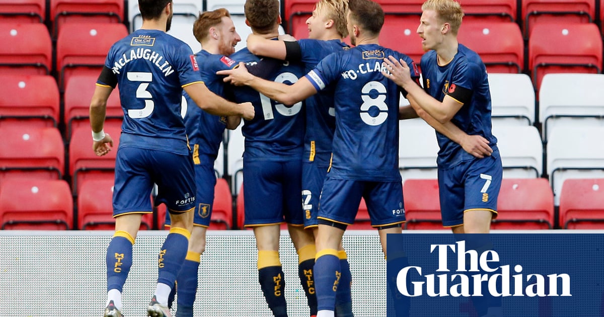 FA Cup roundup: Mansfield dump out Sunderland, Hartlepool hold Wycombe