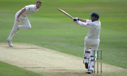 Mike Atherton hooks Australia’s Glenn McGrath for four in 2001.