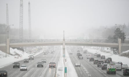 Traffic in Minneapolis, Minnesota during the snowstorm on Wednesday 