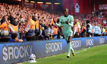 Nicolas Jackson heads to celebrate with the away end after heading Chelsea’s winning goal.