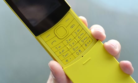Nokia 8110 4G review