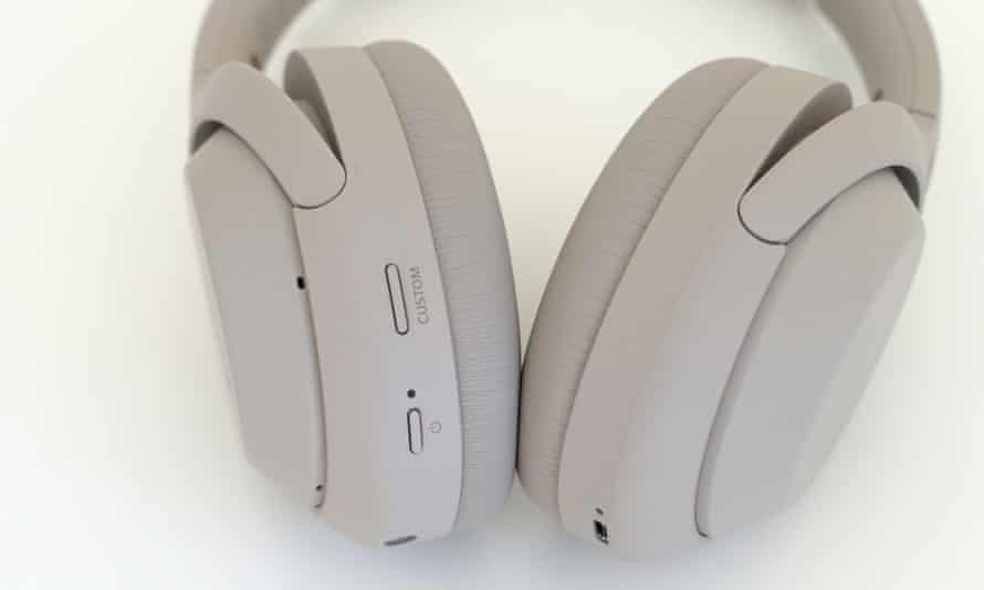 Sony Wh 1000xm4 Review Bose Beating Noise Cancelling Headphones Headphones The Guardian Sony Wh 1000xm4 Review Bose Beating Noise Cancelling Headphones Headphones The Guardian