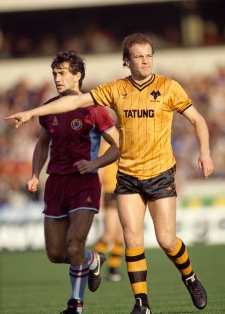Andy Gray playing for Wolves