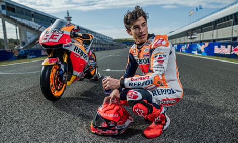 Portimão welcomed an old rivalry: Marc Márquez and Valentino Rossi were  together again on the track - Motorcycle Sports