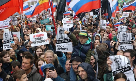 Opposition supporters rally in Moscow on Saturday