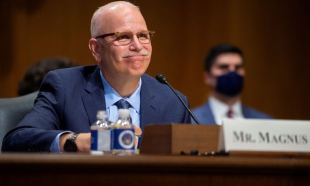 TOP US BORDER OFFICIAL QUITS