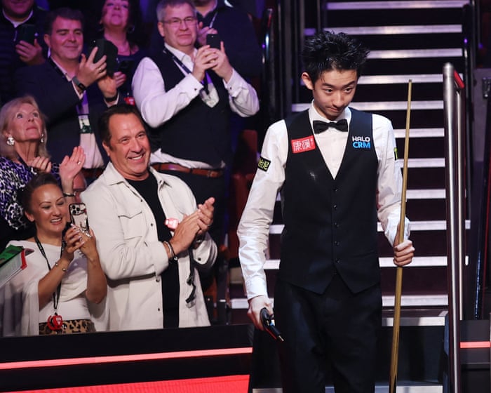 Shaun Murphy v Wu Yize: World Snooker Championship final day one – live