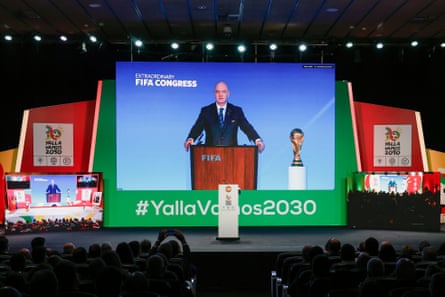 مؤتمر فيفا 2024، مع جياني إنفانتينو على الشاشة الكبيرة