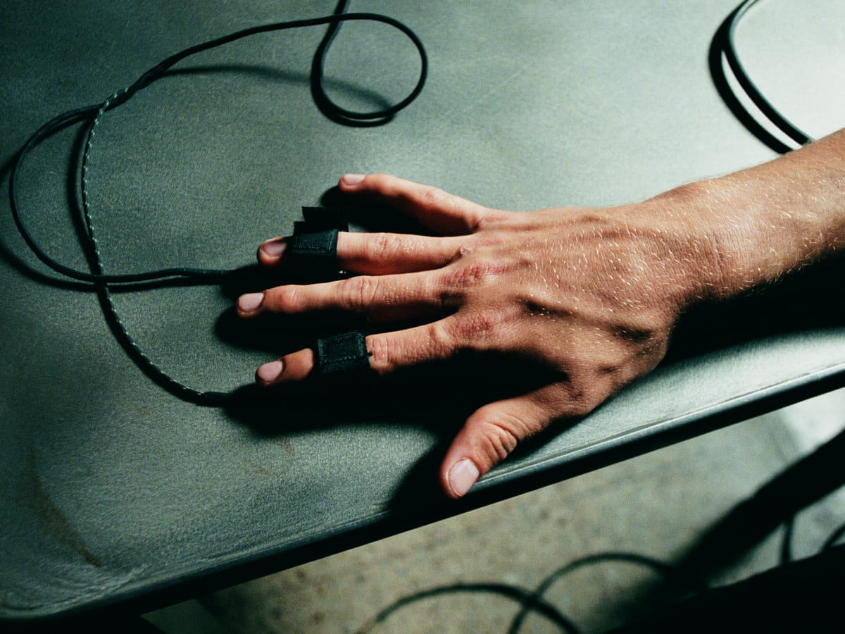 Hand Polygraph First Polygraph Machine
