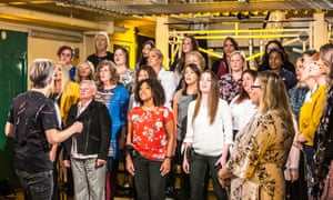 Gareth Malone rehearsing staff singers at Aylesbury prison.