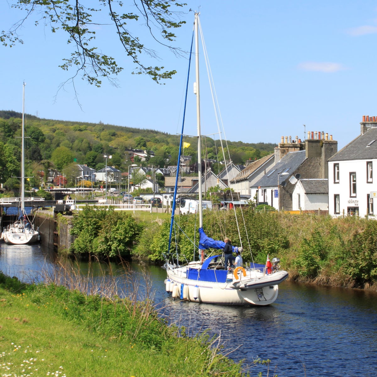 10 Of The Uk S Best Canal And River Walks Readers Travel Tips Walking Holidays The Guardian