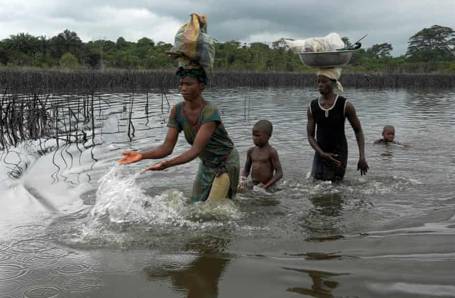 Families were forced to permanently abandon their homes because of the extreme pollution surrounding their village. (halfwidth)