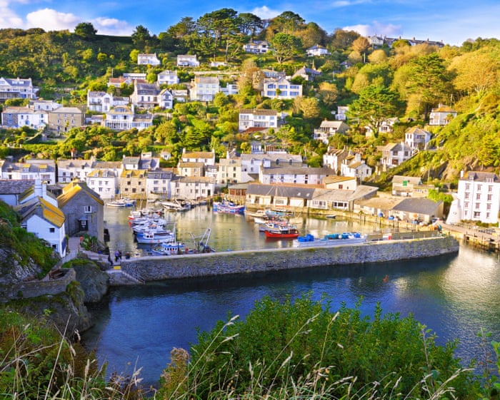 UK first-time buyers in best position to snap up property in a decade, data shows