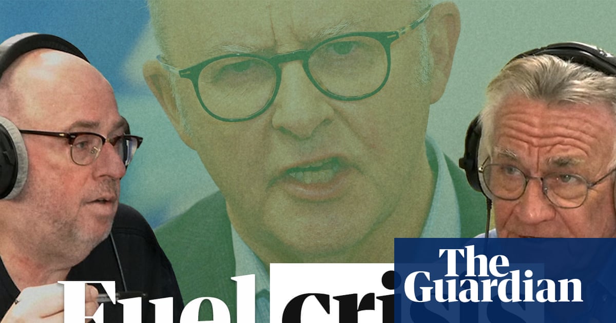 How the fuel crisis could hurt Albanese – Back to Back Barries podcast