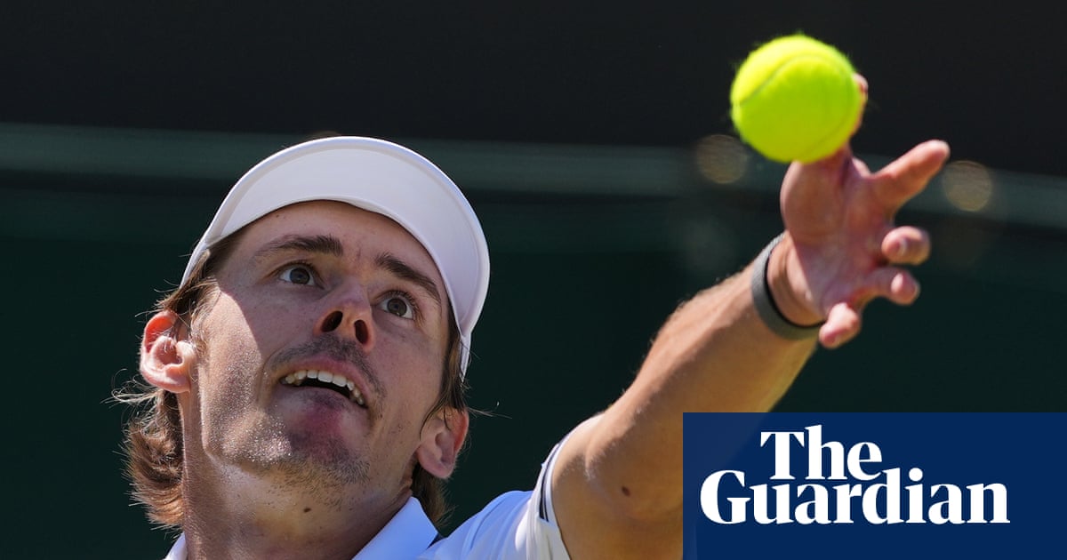 Alex de Minaur warms to Wimbledon task with win over Adrian Mannarino