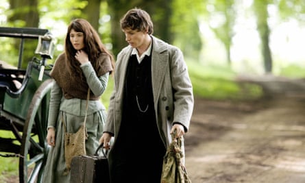 They circle and yearn … Tess of the D’Urbervilles (2008), starring Gemma Arterton and Eddie Redmayne.