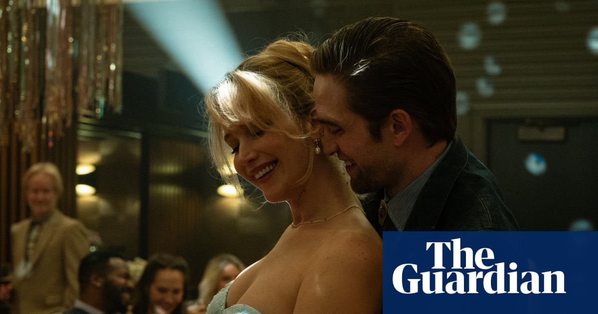 Jennifer Lawrence says she didn’t need an intimacy coordinator on new film as co-star Robert Pattinson is ‘not pervy’
