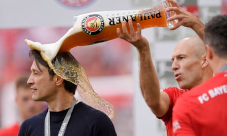 Union Berlin win first Bundesliga promotion – DW – 05/27/2019