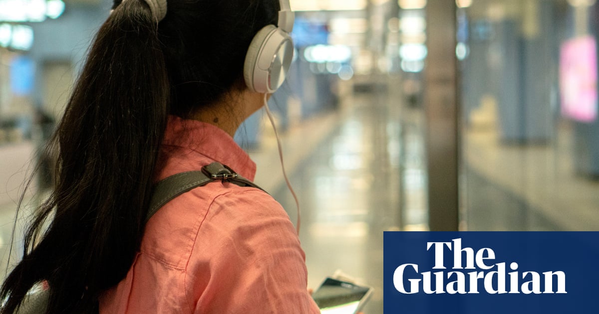 UK audiobook revenue up by almost a third last year