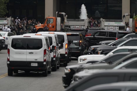 infoworldblog A convoy of vehicles leaves the US District Court in Washington.