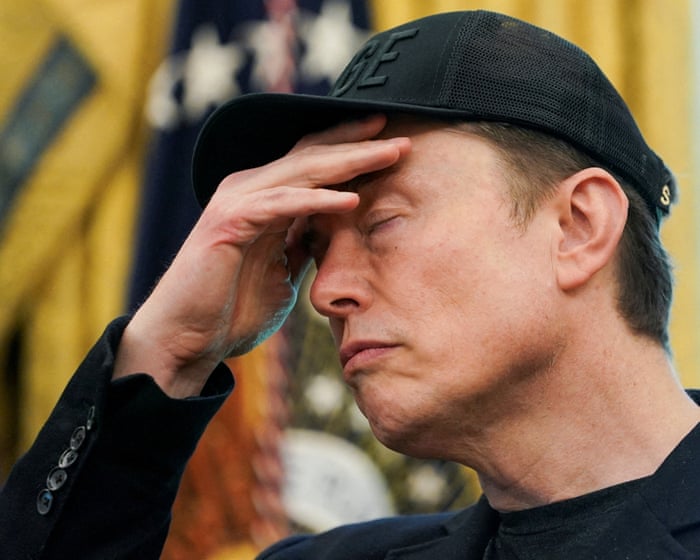 Musk v Starmer: will UK ban X over Grok nudification? – The Latest