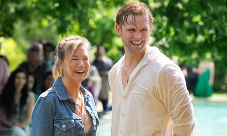 Renée Zellweger and Leo Woodall in the film.