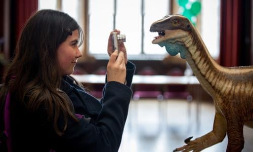 Tiny Dinosaur That Roamed Lost World Between Australia And Antarctica Identified Dinosaurs The Guardian Tiny Dinosaur That Roamed Lost World Between Australia And Antarctica Identified Dinosaurs The Guardian
