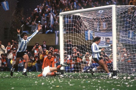 Mario Kempes (left) celebrates after scoring Argentina's second goal in the 1978 World Cup final.