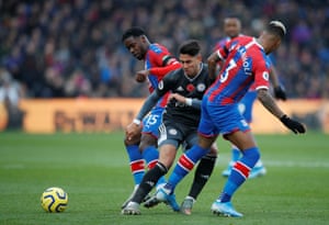 Perez steals the ball from Van Aanholt.