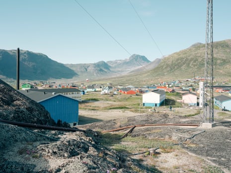 The town of Narsaq with the Kvanefjeld plateau in the background.