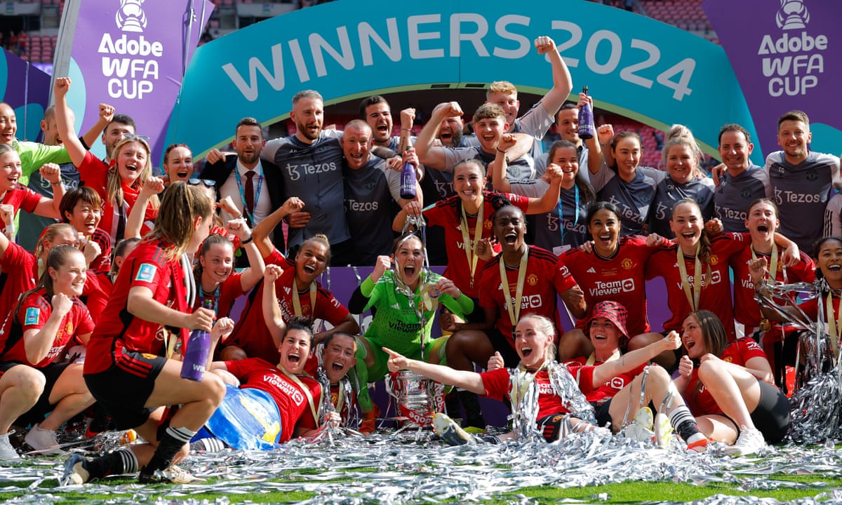 Ella Toone screamer sparks Manchester United's FA Cup final rout ...